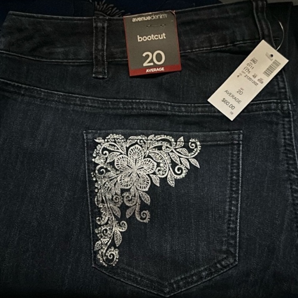 New Women's 20W Avenue stretch bootcut jeans 20 Average